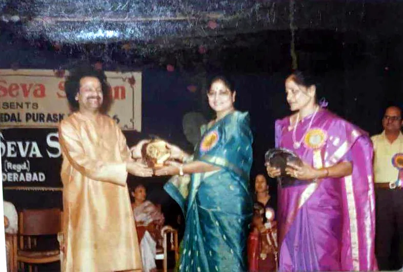 Artists honoured on stage at the Karuna Gold Medal Puraskars
